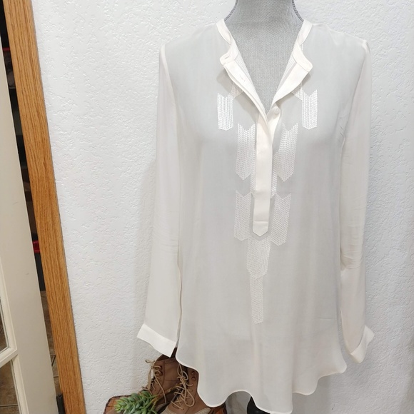 Sundance Tops - Sundance Vanilla Ice Tunic 100% Silk size M